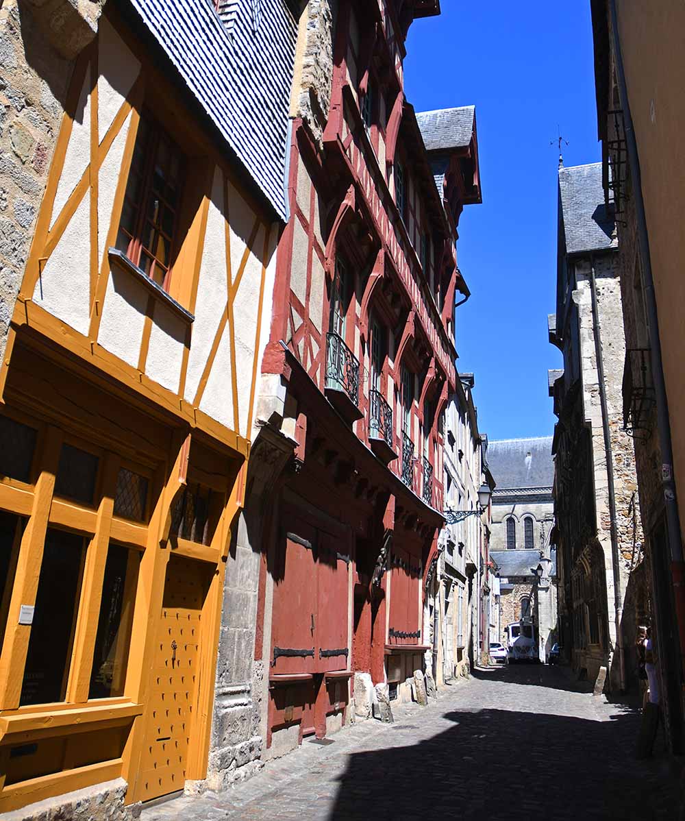 Vieille rue du Mans